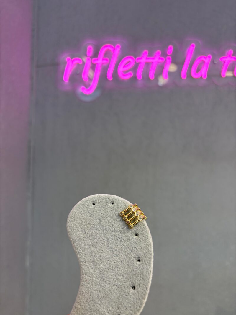ÇOKLU TAŞ EARCUFF